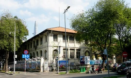 Cận cảnh tòa nhà 130 năm tuổi có nguy cơ bị phá bỏ