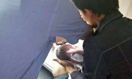 Đỡ đẻ thành công cho một sản phụ sinh con trên tàu Thống Nhất