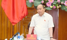 Thủ tướng Nguyễn Xuân Phúc nhất trí việc phát triển Khu kinh tế Dung Quất thành Trung tâm Lọc hóa dầu và năng lượng quốc gia. Ảnh: VGP/Quang Hiếu.