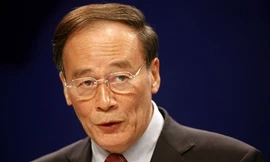 Cựu 'trùm đả hổ' Vương Kỳ Sơn bất ngờ trở lại chính trường