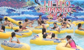 Điểm vui chơi Hà Nội kín người dịp nghỉ lễ