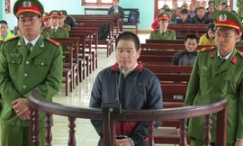 Bị cáo Tàng trong quá trình xét xử luôn cho rằng người thân không phạm tội. Ảnh: BT