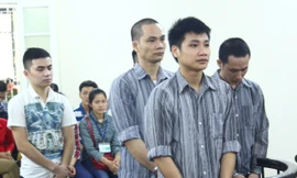 Các bị cáo tại phiên tòa.