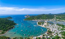 Nhiều ca nô, mô tô nước không đủ điều kiện hoạt động trên vịnh Vĩnh Hy