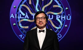 'Giáo sư Xoay' Đinh Tiến Dũng suýt bật khóc trong lần đầu dẫn 'Ai là triệu phú'