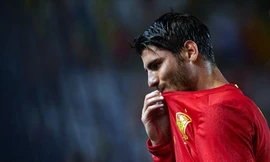 Morata mặc áo số 9 ở M.U?