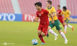 Công Phượng và các đồng đội nhận bàn thua sớm. Ảnh: Vnexpress