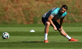 Cristiano Ronaldo bị nhiễm trùng ở bàn chân.