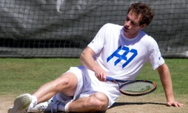 Murray lại dính chấn thương.