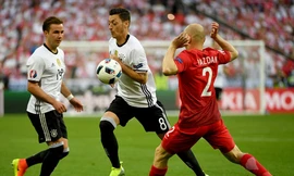 Đức chia điểm nhạt nhòa với Ba Lan.