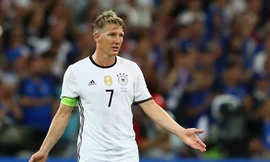 Schweinsteiger hướng ánh mắt tới AS Monaco.
