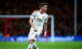 Guillermo Varela bị Eintracht Frankfurt sa thải vì tự ý xăm hình.