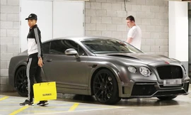 Jesse Lingard tự thưởng cho mình một chiếc Bentley Continental GT mới tinh.