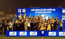 SLNA vô địch Cup Quốc gia sau khi đánh bại B.Bình Dương với tỷ số chung cuộc 2 lượt là 7-2. 