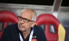 HLV Massimiliano Maddaloni của U23 Trung Quốc.