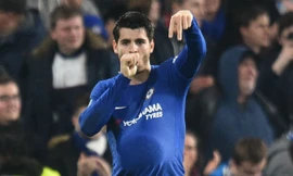 Alvaro Morata khoe vợ đã mang bầu khi ghi bàn ấn định cho Chelsea.