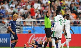 Senegal phải nhường vé vào vòng sau cho Nhật Bản vì nhiều thẻ vàng.