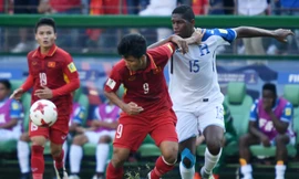 Ký giả người Anh chê U20 Việt Nam đá... quá hiền.