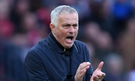 HLV Jose Mourinho sẽ không ăn mừng nếu M.U hạ Chelsea.