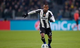 Patrice Evra chính thức gia nhập Marseille.