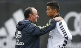 Ronaldo lại “dìm hàng” Benitez.