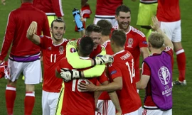 Xứ Wales giành vé vào vòng 1/8 với ngôi đầu bảng B.