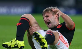 Luke Shaw cần từ 6-9 tháng để hồi phục.