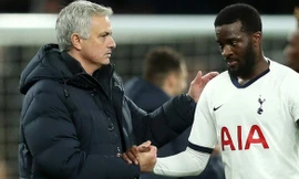 Tanguy Ndombele tiếp tục không được trọng dụng dưới thời HLV Jose Mourinho.