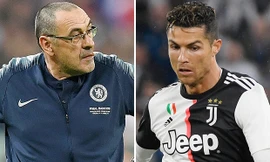 HLV Maurizio Sarri muốn Cristiano Ronaldo đá như một số 9 thực sự ở mùa tới.