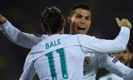 Cristiano Ronaldo lập cú đúp cho Real Madrid.
