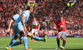 Chơi trên sân nhà lại có lợi thế dẫn bàn nhưng M.U không giành được chiến thắng trước Stoke.