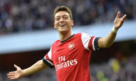 Arsenal sẵn sàng tăng lương và trao áo số 10 cho Ozil.