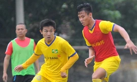 Ngọc Hải và Đình Hoàng dính chấn thương trước khi lên tuyển.