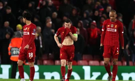 Liverpool đối mặt nhiều chỉ trích vì định xin trợ cấp từ Chính phủ Anh.