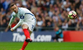 Wayne Rooney đang bị chính các CĐV nhà quay lưng.