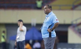 HLV Marlon Maro chuẩn bị được LĐBĐ Philippines gia hạn.