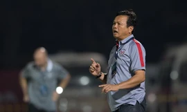 Ngày HLV Sirisak Yodyardthai rời "ghế" không còn xa.