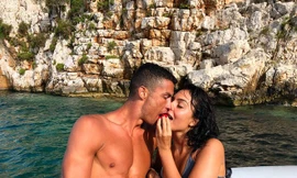 Cristiano Ronaldo và Georgina Rodriguez đã bí mật làm đám cưới cách đây hơn 3 tháng?