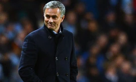 Mourinho sẽ ở lại Anh nếu rời Chelsea.