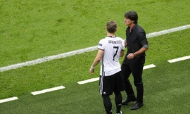 Schweinsteiger đã thiết lập nên kỷ lục mới.