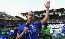 John Terry gia nhập Aston Villa.