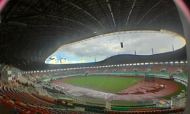 Sân Pakansari có sức chứa 30.000 khán giả