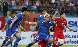 Công Phượng chơi nỗ lực trước Đài Bắc Trung Hoa.