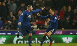 Rooney lập kỷ lục, M.U “hút chết” trước Stoke City.