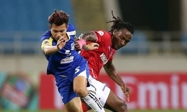 Than Quảng Ninh đánh bại Yadanabon (Myanmar) với tỷ số 3-0.