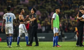 HLV Ong Kim Swee lên tiếng bảo vệ học trò.