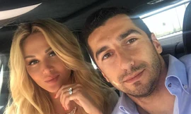 Mkhitaryan hạnh phúc bên Victoria Lopyreva.