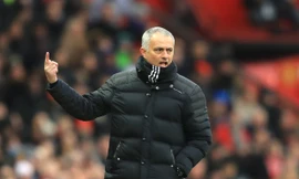 HLV Mourinho có 1 tỷ bảng để mua sắm.