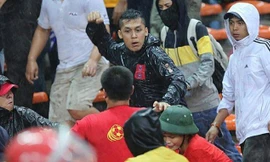 Các CĐV quá khích của bóng đá Malaysia từng gây ra nhiều vụ tấn công kinh hoàng nhắm vào các CĐV đối phương.