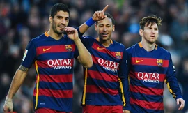 Messi muốn Suarez vào danh sách rút gọn 3 ứng viên cho danh hiệu Quả bóng vàng FIFA 2015. 